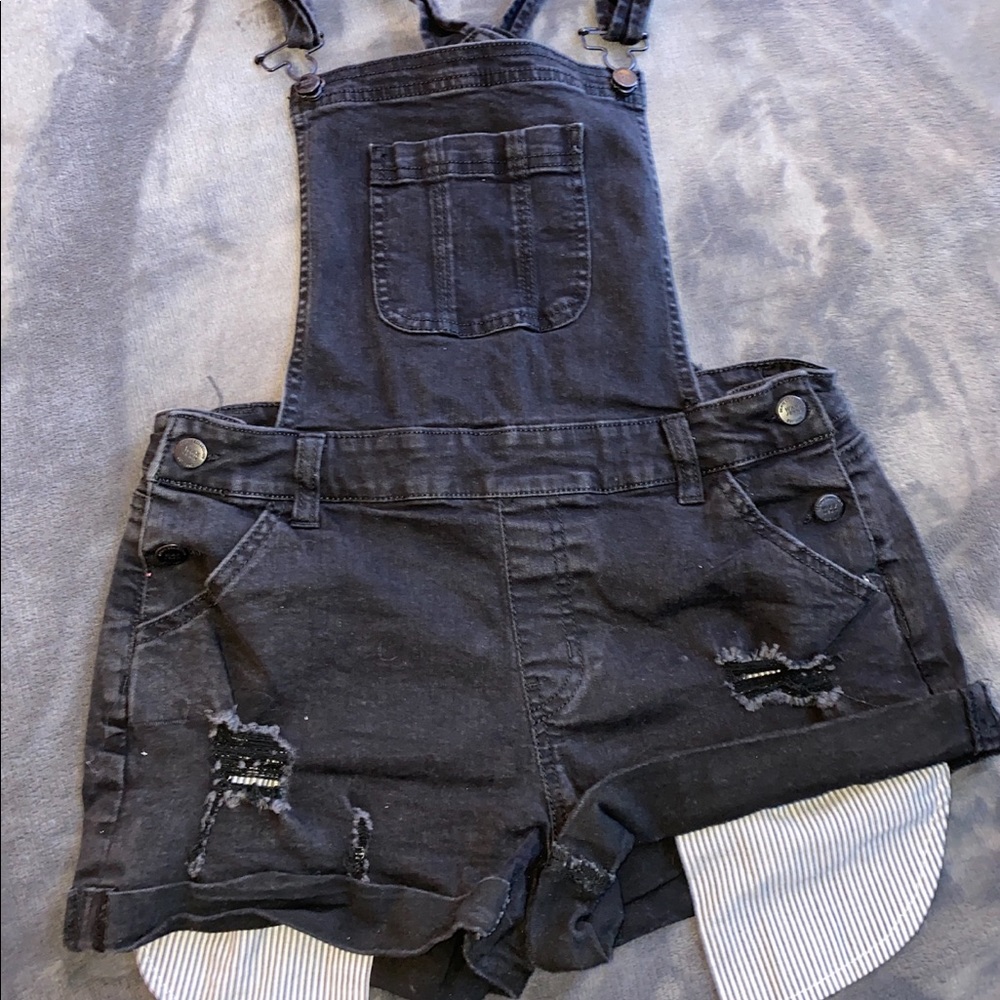 Black overalls with striped pockets!